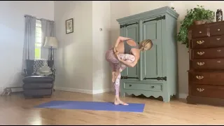 Advanced 45 min fast paced Vinyasa flow with Arm Balances