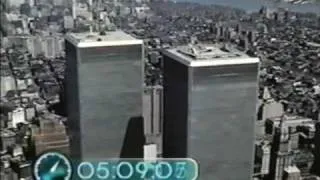 Skyscraperman a.k.a. Spider-Man scales World Trade Center with Stan Lee interview