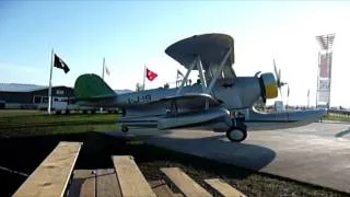 Grumman J2F Duck startup and taking off from Oshkosh AirVenture 2011