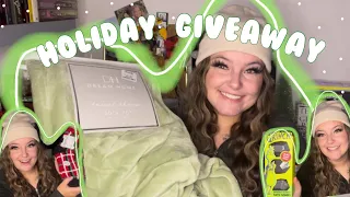 HOLIDAY GIVEAWAY!! | 2022