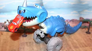 Mattel Disney Cars on the Road Roll & Chomp Dino - Tyranamissiasaurus Rex (T-Rex Dinosaur)