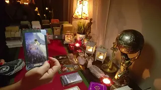 Şu Anda Neler Oluyor? Aklımdaki Kişi😍 Ne Durumda?Tarot Açılımı Yine Yeniden Sizlerle😆😆