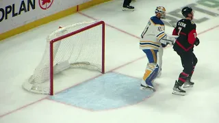 Craig Anderson in action during the Sabres @ Senators hockey game