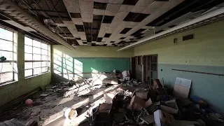 Exploring Abandoned Ghost Town School