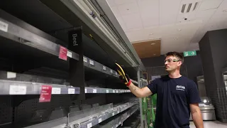 Supermarket Refrigeration Case Cleaning