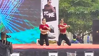 Girls Duo Dance Performance- 1 at IIT-BHU l Kashiyatra 🔥#youtube #iitbhu #bhu