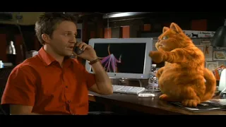 Garfield (2004) - Odie on the tv + shock collar
