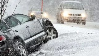 Аварии на зимней дороге 2015 ДТП подборка / Car Crash