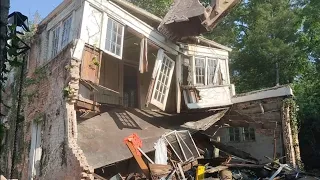 House Demolition #21 (part 3), Winnetka