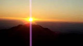 Восход солнца на горе Моисея в Синае. Отпущение грехов.