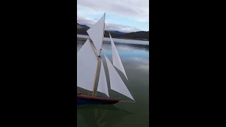 Britannia pond yacht(1)