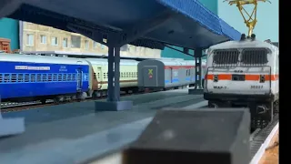 Humsafar express Model Train | Indian Railways | Running on layout | Miniature Train Model