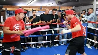 Canelo Alvarez shows fast feet & reflexes shadow boxing at media workout- Canelo vs Smith Video