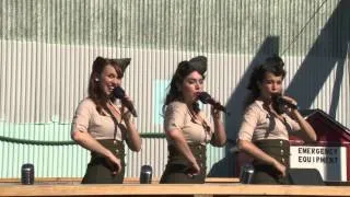 2013 New Garden Airshow - The Manhattan Dolls