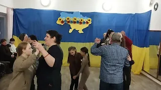 Сільський побутовий танець "Карапет"