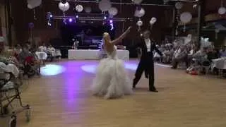 Ouverture mémorable de bal de mariage