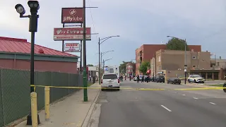 Getaway vehicle found, but shooter on loose after off-duty officer is shot in Irving Park East