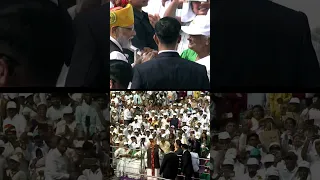 Elderly Woman Presents PM Modi a Gift | 77th Independence Day | Red Fort