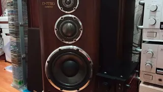 Trio KA-1100 against Trio KA-2200 and Onkyo D-77XG(1)