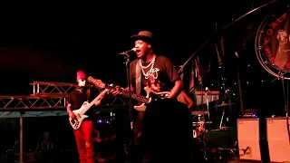 Eric Gales - "Too Close to the Fire"