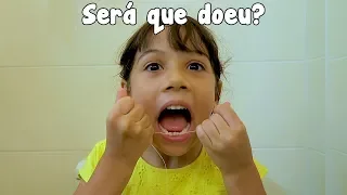 ARRANCANDO O DENTE DA LULU EM CASA | LULU VIROU DENTISTA