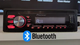 Pioneer MVH-07UB с установленным Bluetooth модулем.