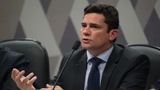 Sergio Moro vai à sede da PF em Brasília para assistir a vídeo de reunião