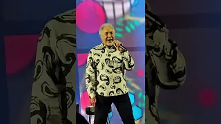 Tom Jones Ages & Stages HK # You don't have to be beautiful