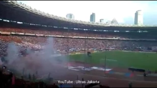 The Jakmania & Aremania Rekor Penonton Terbanyak di GBK - Persija Jakarta Vs Arema Final ISL 2010