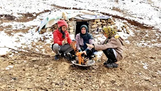 Surviving the Winter Camping: A Widow's Courage in the Mountains"