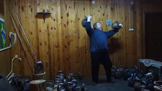 ЖИМ ГИРИ 60 КГ С ОТВЕДЕНИЕМ 16 КГ В СТОРОНУ 60 KG KETTLEBELL PRESS