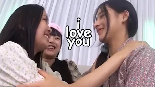 hyein saying ‘i love you’ to newjeans