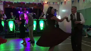 Bring me sunshine - Kal’s Kats Haworth 40’s swing dance