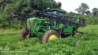 Big Tractors Stuck in Mud 2017