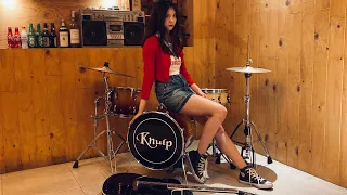 UNDER THE BRIDGE (RHCP) One Woman Band Cover by KNULP 노래 커버