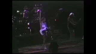 Looks Like Rain v2 (2 cam) - Grateful Dead - 9-20-1988 Madison Sq. Garden, NY (set2-03)