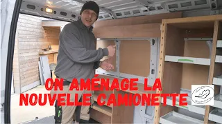 on aménage la nouvelle camionette et on rigole...