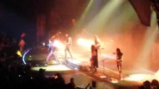 Alice Cooper - Billion Dollar Babies (Live at the Gibson Amphitheatre on June 6, 2013)