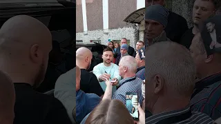 Сергей Лазарев после шоу " я не боюсь" в Пскове, раздает автографы😊