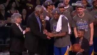 Andre Iguodala Receives 2015 Finals MVP Trophy