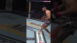 Edson Barboza finishes Shane Burgos with a delayed KO