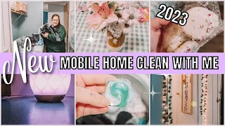 NEW SINGLE WIDE MOBILE HOME CLEAN WITH ME REAL LIFE HOMEMAKING | KIMI COPE