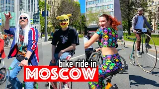 The Most Insane Bicycle Ride in Moscow Ever!