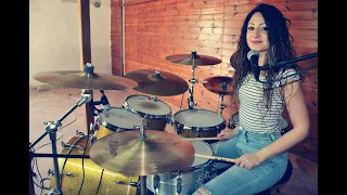 JOURNEY - DON'T STOP BELIEVIN' - DRUM COVER + VOCAL INTRO by CHIARA COTUGNO