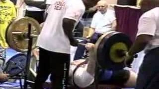 452 lb RAW Bench Press(American Record) 2001