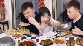 Funny Husband And Wife Eating Show-My Husband Ate Food Secretly And Missed The Pig Trotters I Hid