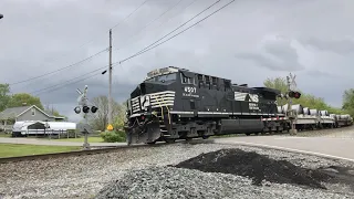 5 Trains, RR Shoo-Fly Update, Construction Zone New Bridges & Steel Coils Train With DPU In Kentucky