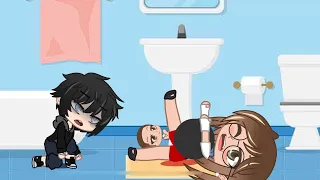 Wife gives birth with abusive partner 😢 Gacha club mpreg // #gacha #gachaclub #gachalife