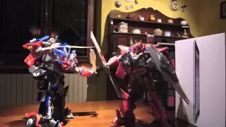 Transformers Dark Of The Moon Stop Motion: Optimus Prime vs Sentinel Prime final battle