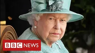 Barbados removes Queen as head of state to become Republic - BBC News